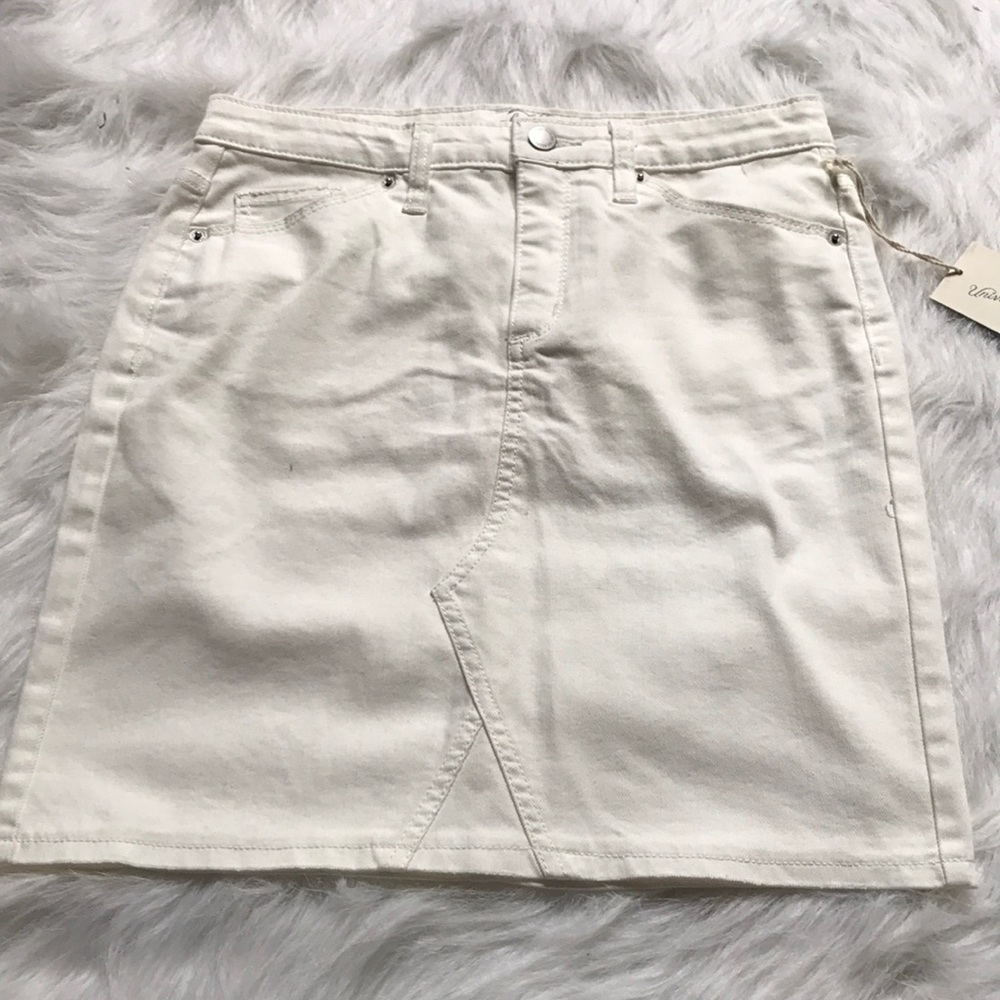 White denim skirt NWT 4